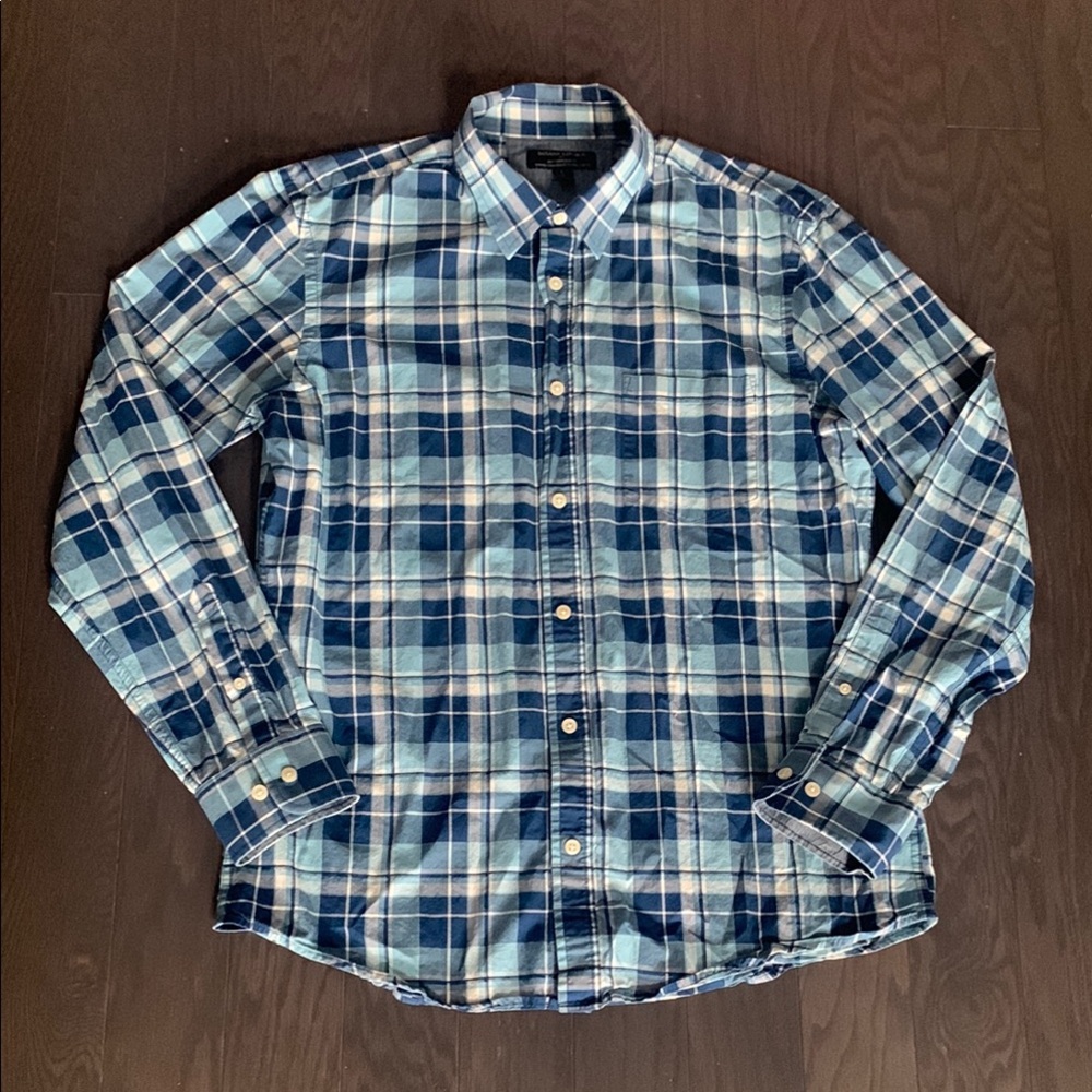 Banana Republic Blue Plaid Casual Button Down Shirt